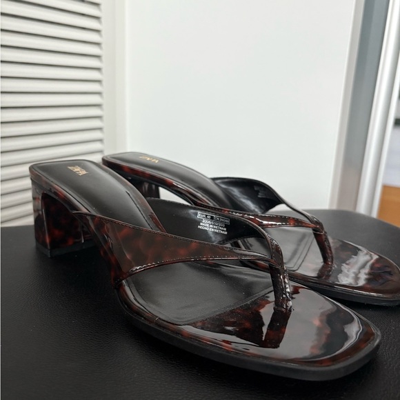 Zara Tortoise Kitten Heel Flip Flops - Never Worn - Picture 4 of 6